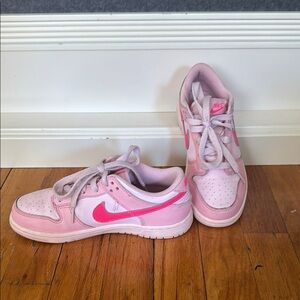 Nike Dunk Low Kids Pink Sneakers 2.5